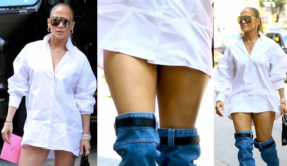 Jennifer Lopez Slight Upskirt - Candids in New York UpskirtS. 